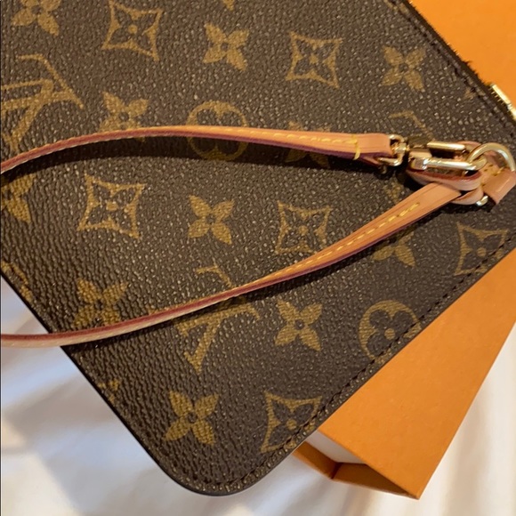 LV pochette wristlet Louis Vuitton - Picture 4 of 6